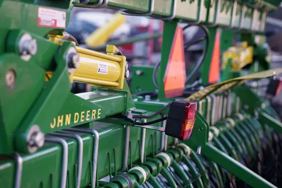 Ротаційна борона 400 John Deere 