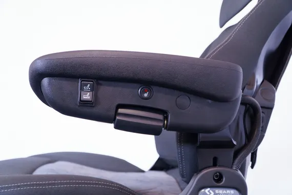 Тракторне сидіння Sears Seating D5585