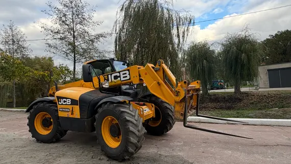 Телескопічний навантажувач JCB 531-70 AGRI  2017 рік