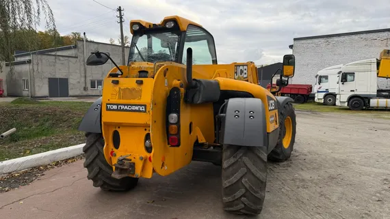 Телескопічний навантажувач JCB 531-70 AGRI  2017 рік